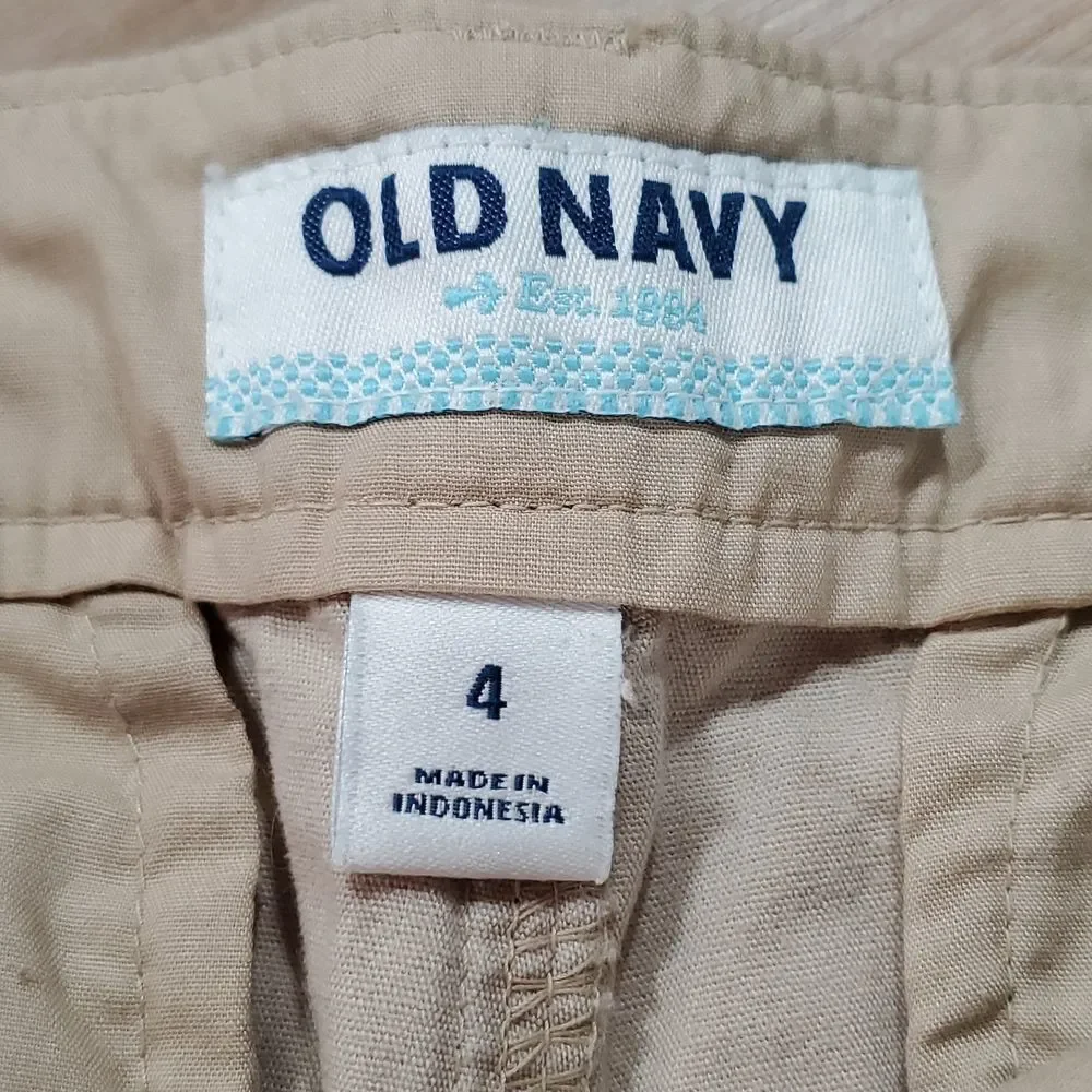 Old Navy waist 16